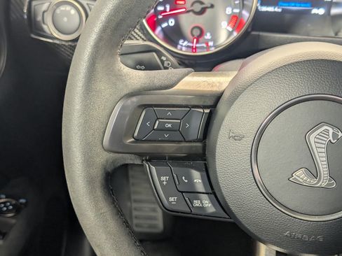Used 2019 Ford Mustang Shelby GT350 w/ Technology Package image 18