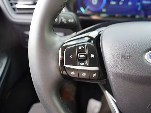 Used 2022 Ford Escape SEL w/ Technology Package image 22