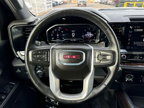 Used 2024 GMC Sierra 1500 Elevation w/ LPO, Elevation Black Package image 14