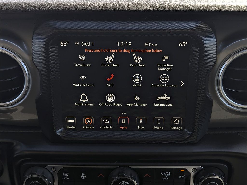 Used 2023 Jeep Gladiator Overland w/ Cold Weather Group AWD/4WD image 25