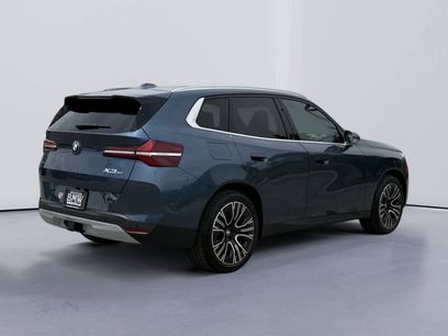 New 2025 BMW X3 xDrive30i w/ Premium Package