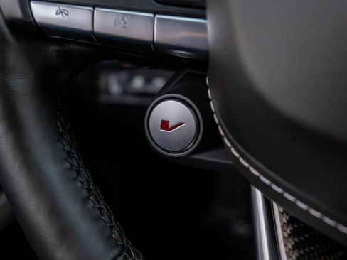 Certified 2025 Cadillac CT4 V Blackwing w/ Carbon Fiber 1 Package image 28