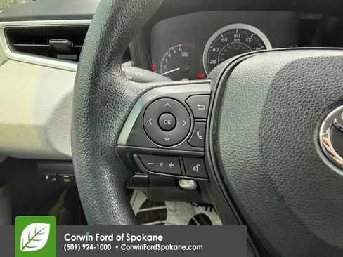 Used 2021 Toyota Corolla LE w/ Carpet Mat Package (TMS) FWD image 20