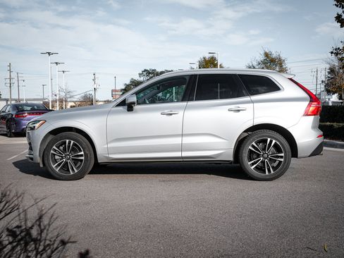 Used 2020 Volvo XC60 T6 Momentum image 7