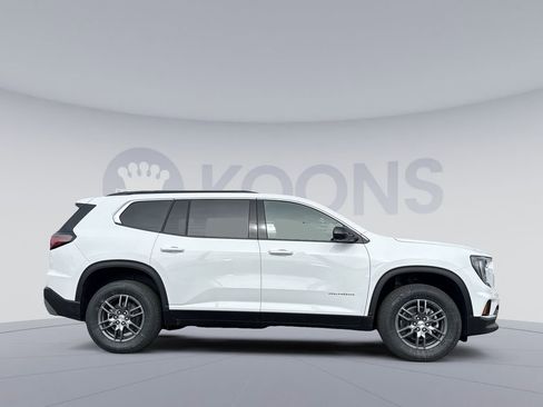 New 2026 GMC Acadia Elevation image 8