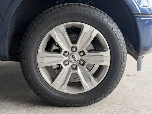 Used 2019 Ford F150 Platinum w/ Equipment Group 701A Luxury AWD/4WD image 41