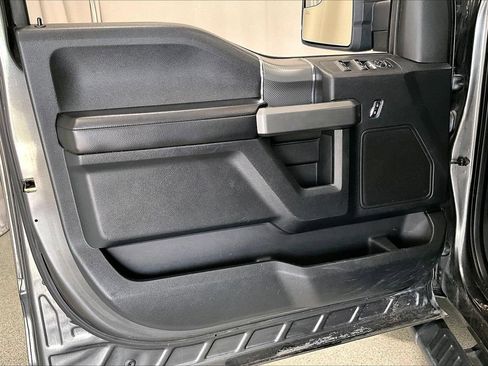 Used 2016 Ford F150 XLT w/ Equipment Group 302A Luxury AWD/4WD image 21