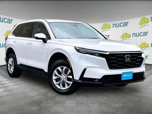 Used 2025 Honda CR-V LX image 1