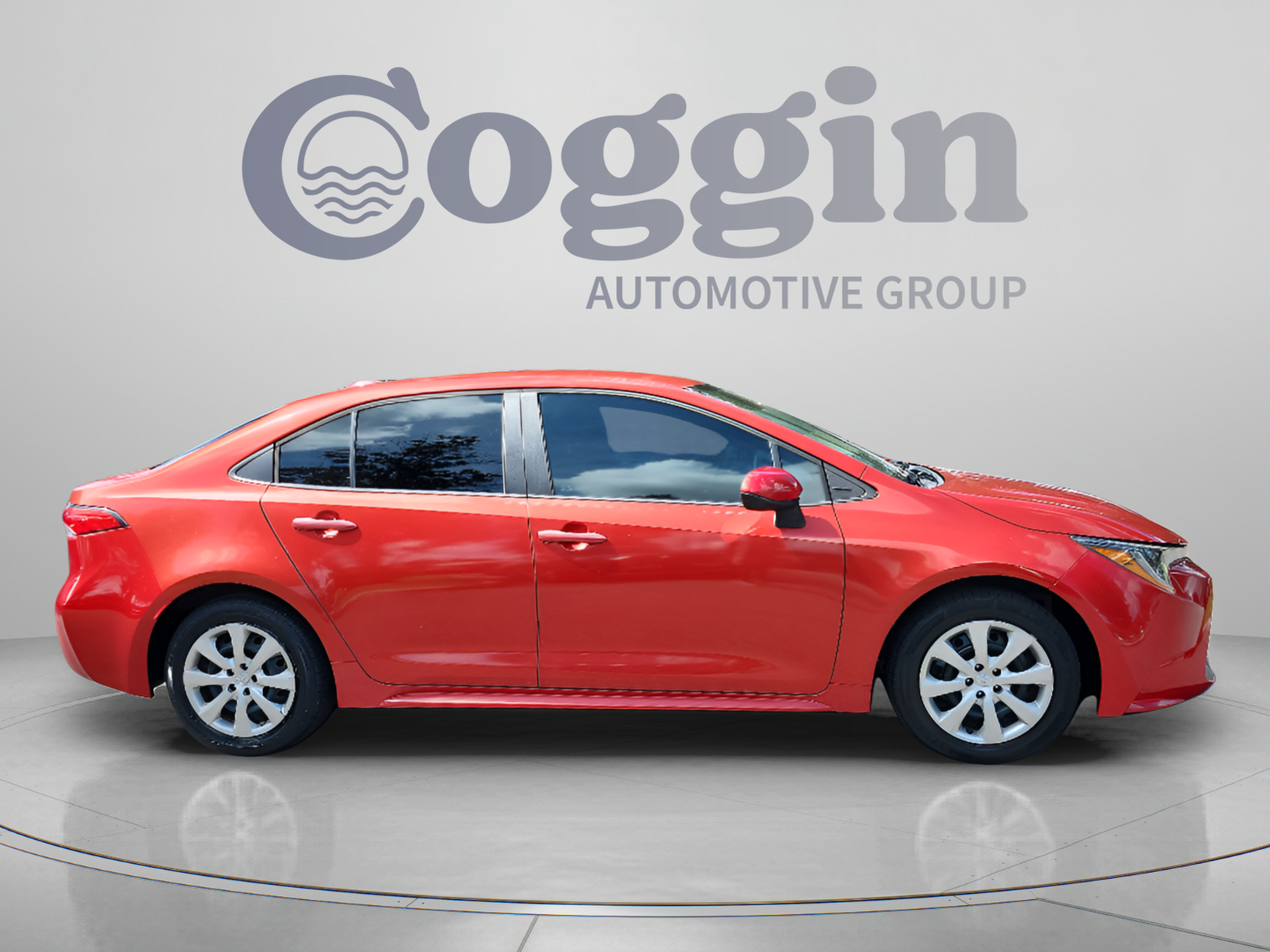 Used 2020 Toyota Corolla LE FWD image 6