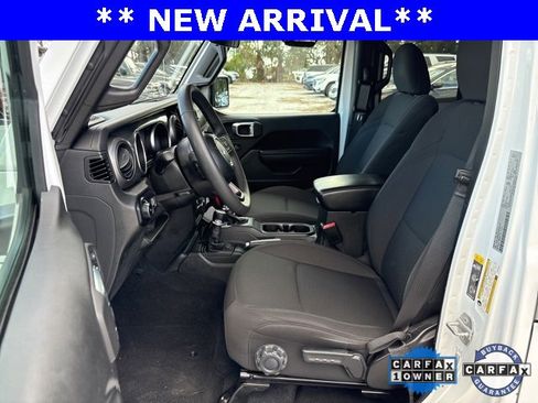 Used 2023 Jeep Wrangler Willys image 5