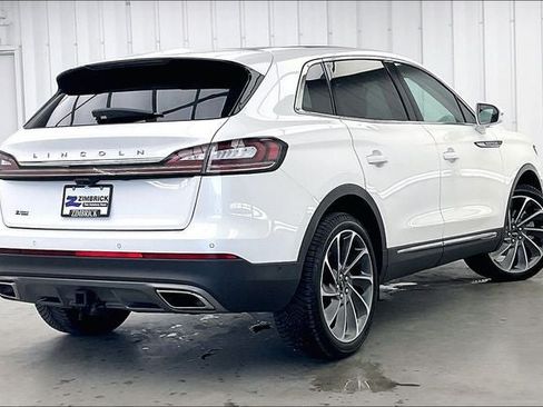 Used 2022 Lincoln Nautilus Reserve w/ Equipment Group 201A AWD/4WD image 12