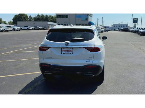 Used 2023 Buick Enclave Essence w/ Experience Buick Package image 7