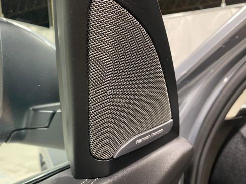 Certified 2026 BMW X7 xDrive40i image 3