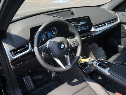 New 2026 BMW X1 xDrive28i w/ Convenience Package AWD/4WD image 9