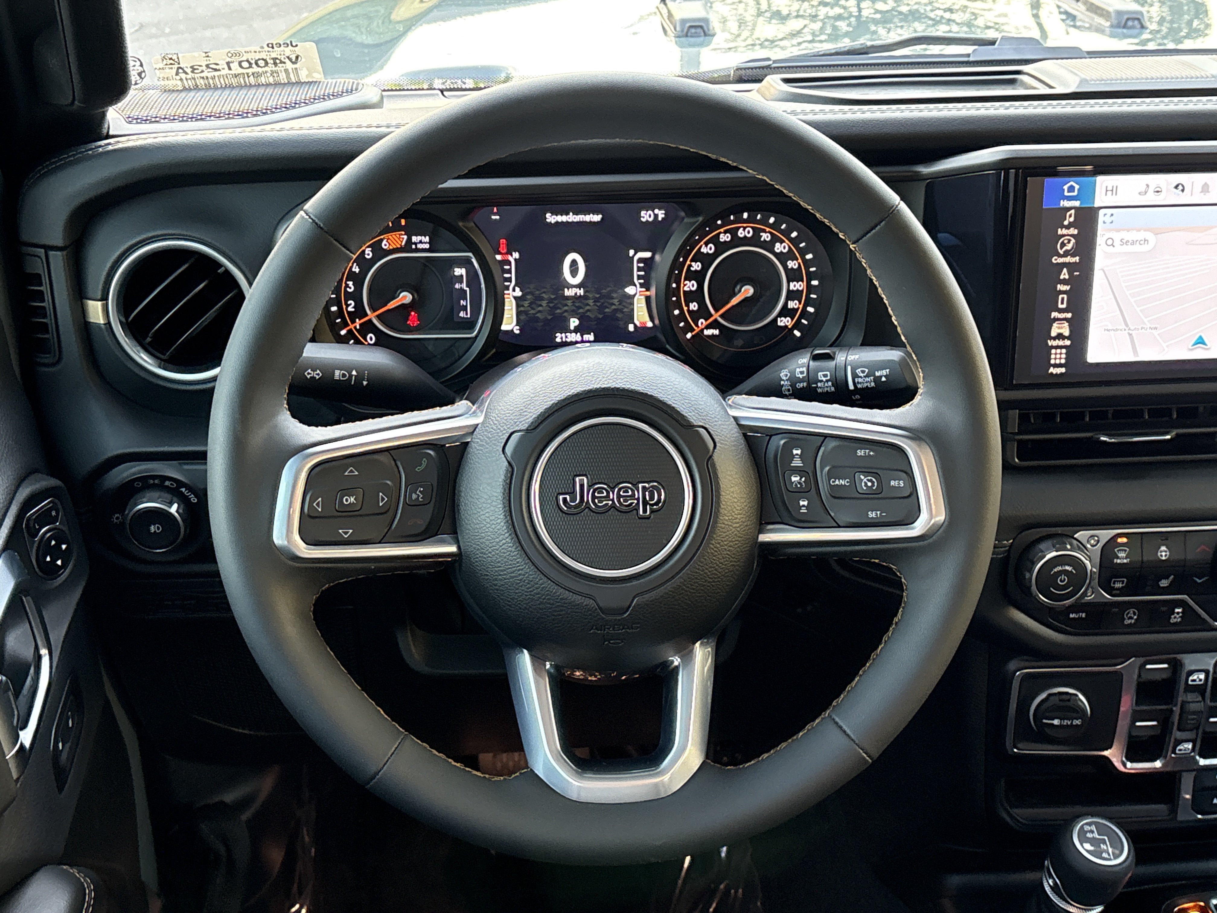 Used 2024 Jeep Wrangler Unlimited Sahara w/ Technology Group AWD/4WD image 21