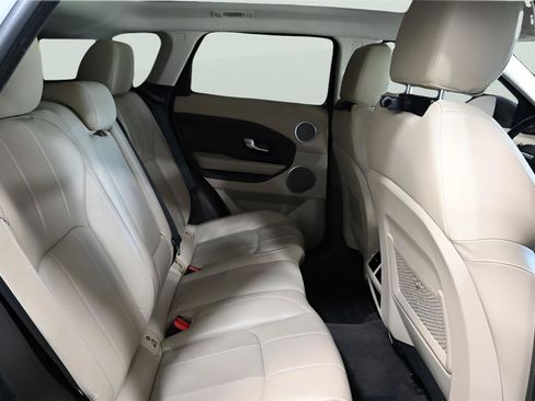 Used 2018 Land Rover Range Rover Evoque SE AWD/4WD image 19