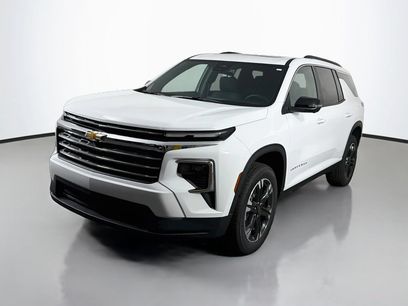 New 2027 Chevrolet Traverse LT w/ Sun and Wheel Package