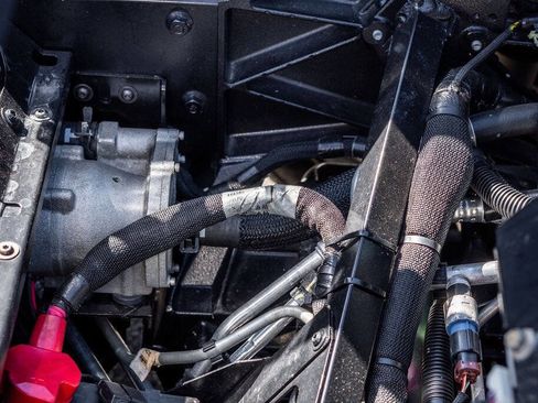 Used 2005 Ford GT image 53