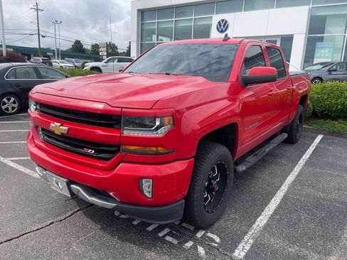 Used 2018 Chevrolet Silverado 1500 LT w/ All Star Edition AWD/4WD image 1
