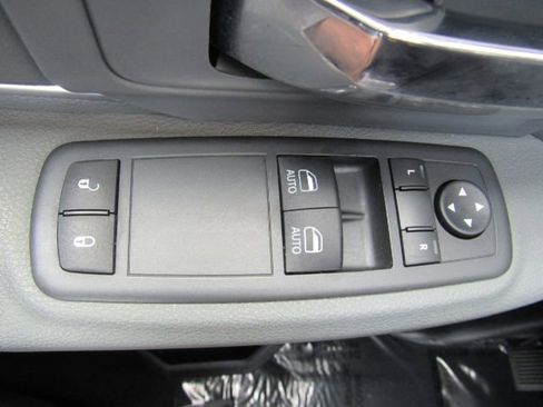 Used 2022 RAM 1500 Tradesman w/ Power & Remote Entry Group image 18