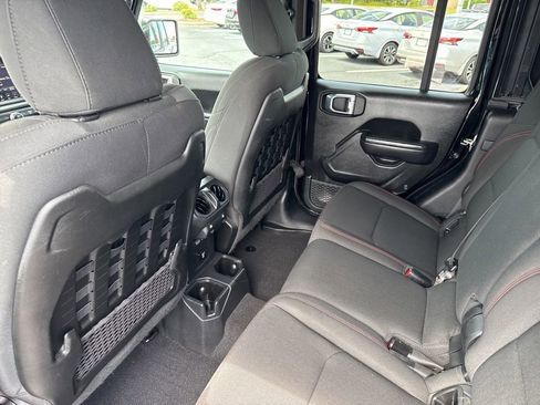 Used 2021 Jeep Gladiator Rubicon image 13