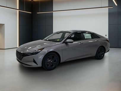 Certified 2023 Hyundai Elantra SEL