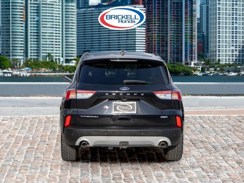 Used 2020 Ford Escape Titanium w/ Titanium Premium Package 2.0 AWD/4WD image 6