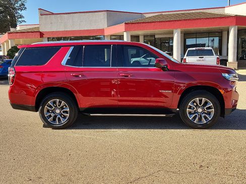 Used 2024 Chevrolet Tahoe LS w/ Driver Alert Package image 5