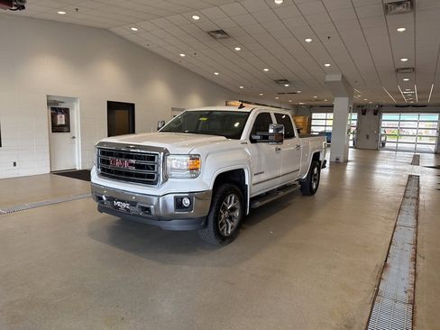 Used 2015 GMC Sierra 1500 SLT w/ Max Trailering Package image 2