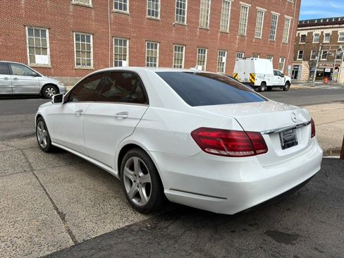 Used 2014 Mercedes-Benz E 350 4MATIC Sedan image 6