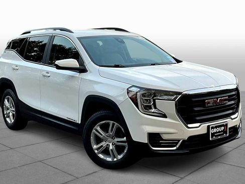 Used 2022 GMC Terrain SLE w/ Driver Convenience Package image 2
