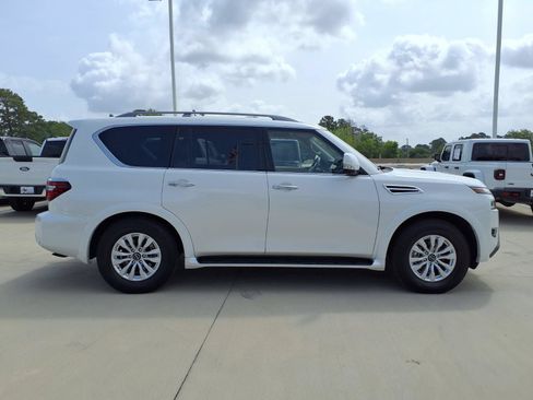 Used 2023 Nissan Armada SV w/ Cargo Package RWD image 5