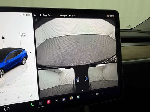 Used 2023 Tesla Model Y Long Range AWD/4WD image 14