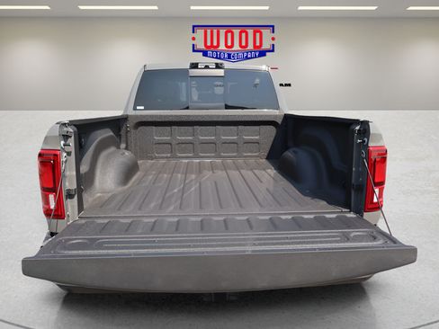New 2026 RAM 2500 Laramie w/ Night Edition AWD/4WD image 9