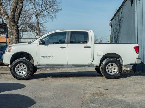 Used 2006 Nissan Titan XE w/ (W04) Preferred Pkg image 3