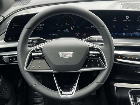 Used 2024 Cadillac Lyriq Luxury AWD/4WD image 16