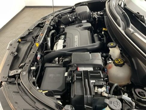 Certified 2019 Chevrolet Equinox LS w/ LS Convenience Package image 22