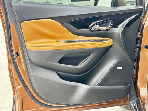 Used 2017 Buick Encore Premium w/ Experience Buick Package image 12