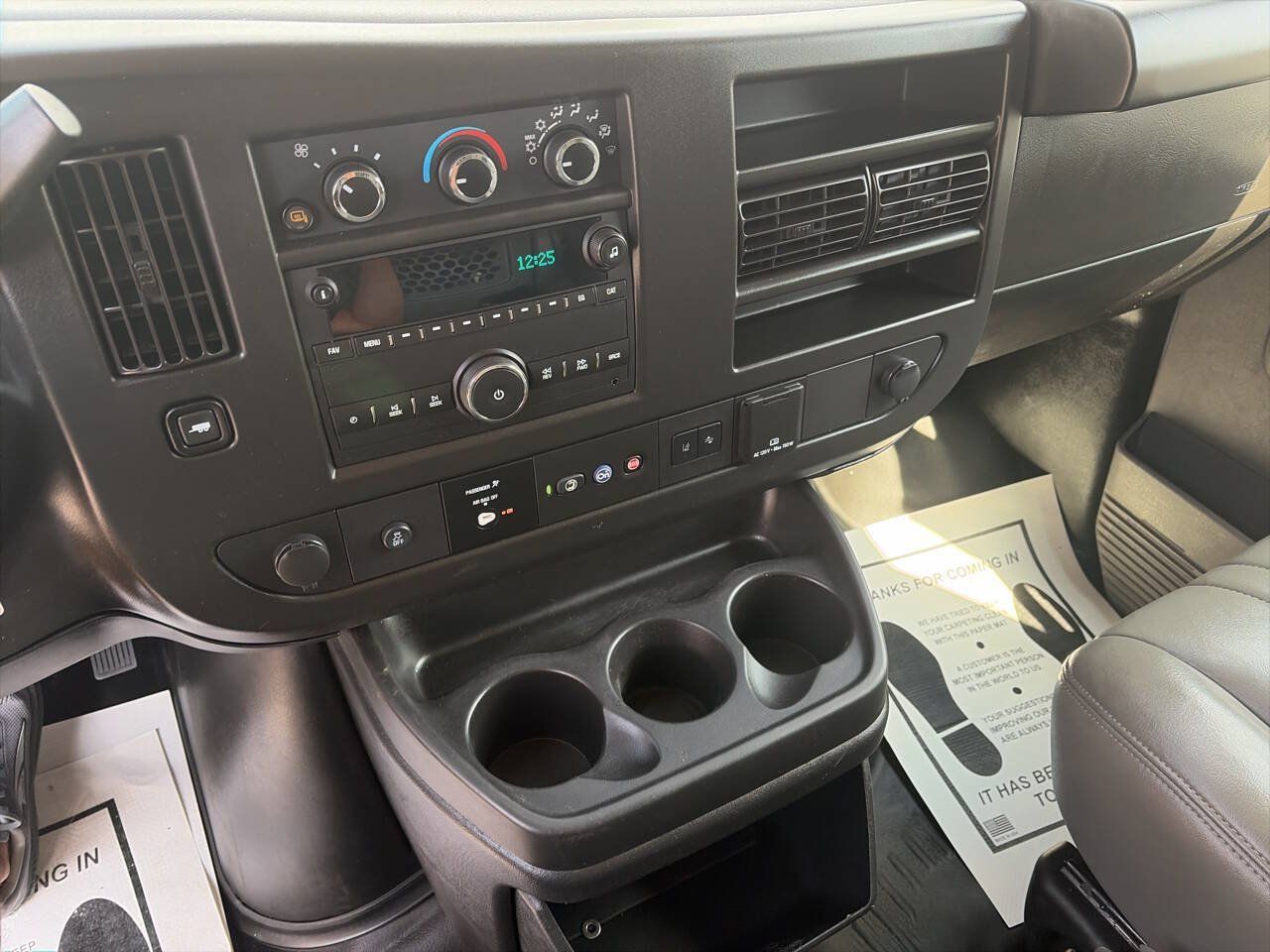 Used 2022 Chevrolet Express 2500 w/ Driver Convenience Package RWD image 19