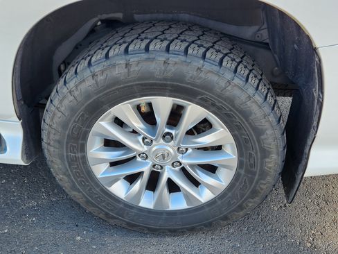 Used 2019 Lexus GX 460 Premium image 20