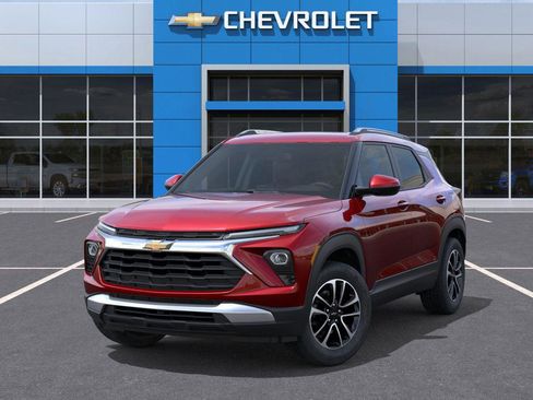 New 2026 Chevrolet TrailBlazer LT w/ Convenience Package FWD image 6