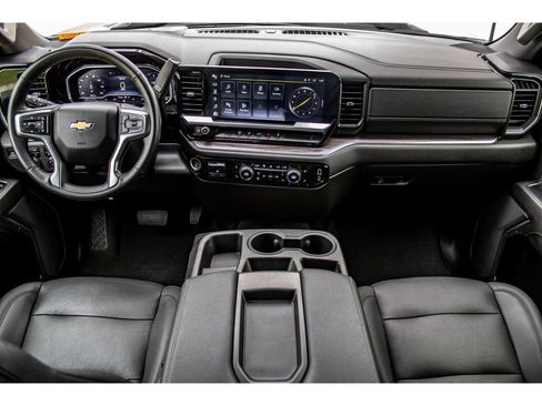 Used 2024 Chevrolet Silverado 3500 LTZ AWD/4WD image 24