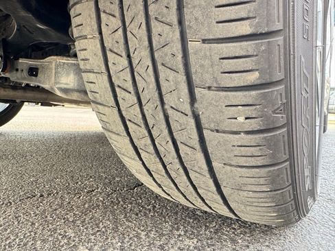 Used 2023 Toyota Corolla SE w/ Carpet Mat Package (TMS) image 19