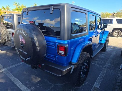 Used 2023 Jeep Wrangler Unlimited Rubicon AWD/4WD image 3