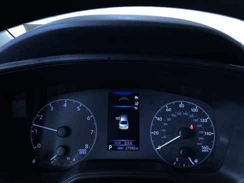 Certified 2025 Toyota Corolla LE image 30