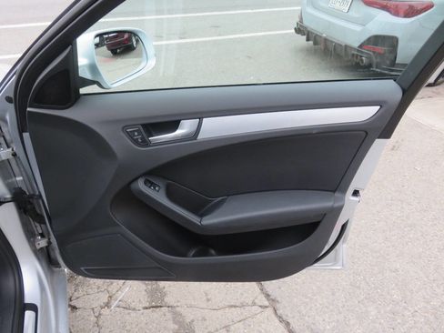 Used 2012 Audi A4 2.0T Premium image 25