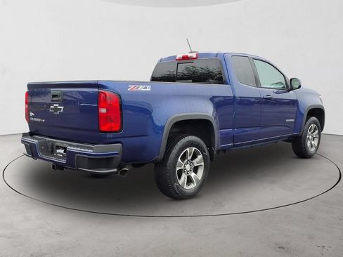 Used 2017 Chevrolet Colorado Z71 AWD/4WD image 5