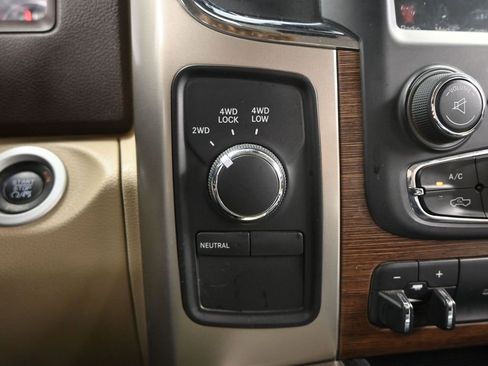 Used 2013 RAM 2500 Laramie w/ Convenience Group image 22