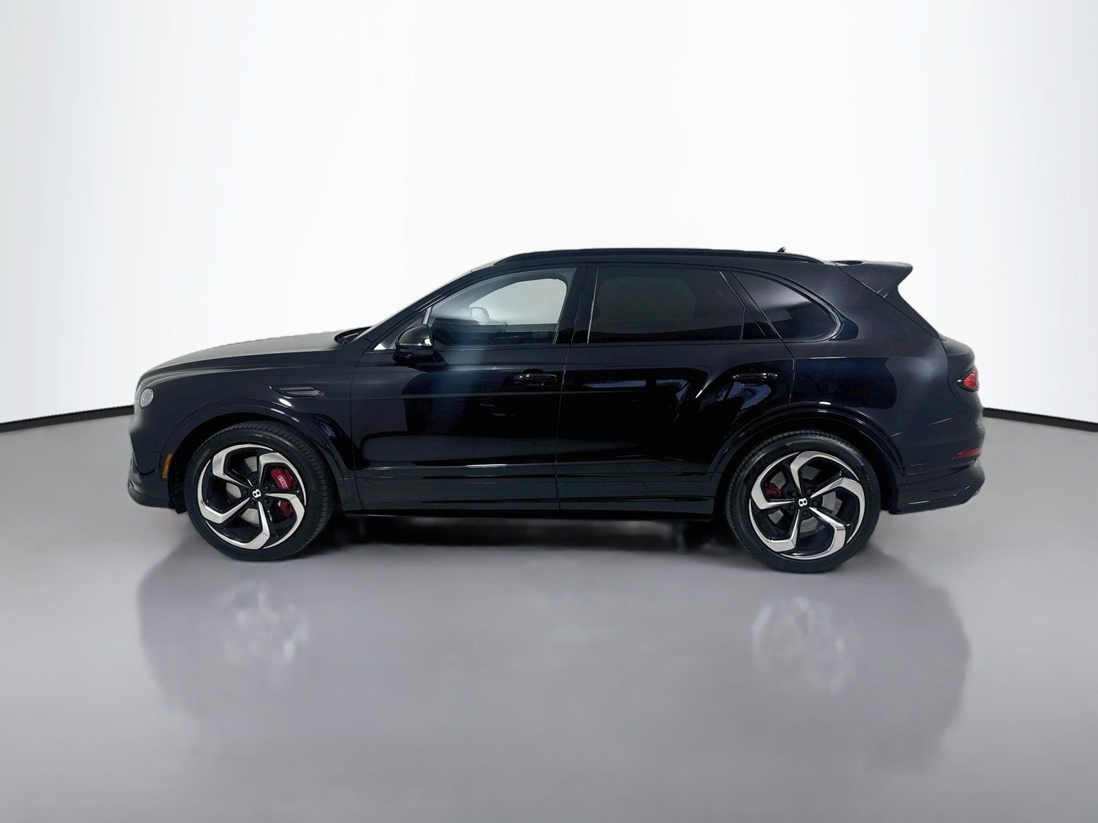 Certified 2023 Bentley Bentayga AWD/4WD image 6