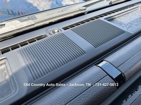 Used 2025 Jeep Wrangler Sport image 41